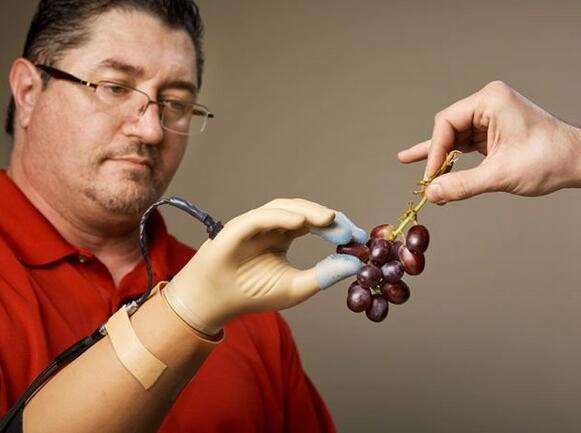 智能假肢 智能假肢